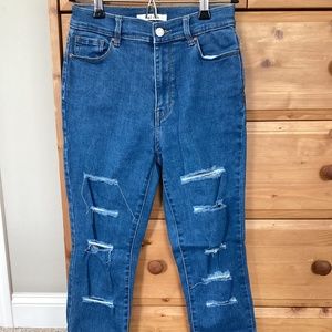 PacSun Women’s Distressed Blue Jegging Jean. Size 4S
